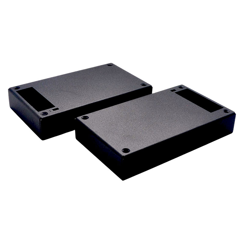 Aangepaste plaatstalen doos